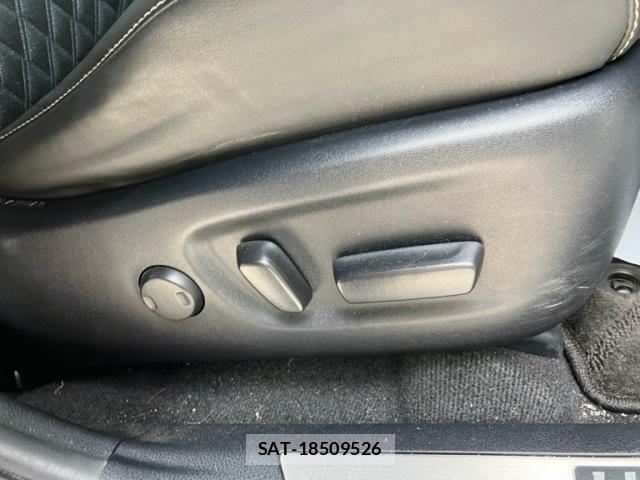 Toyota HARRIER 2015-09 8438182-14