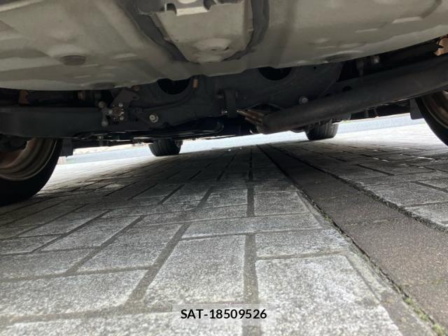 Toyota HARRIER 2015-09 8438182-24