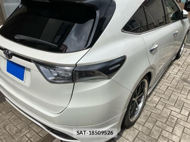 Toyota HARRIER 2015-09 8438182-5