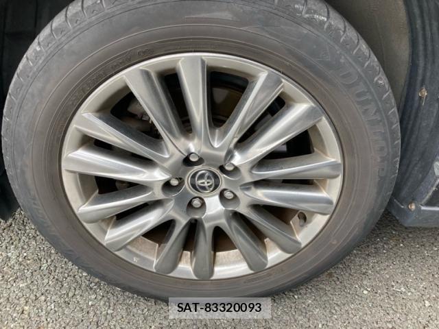 Toyota HARRIER 2017-12 8438180-10