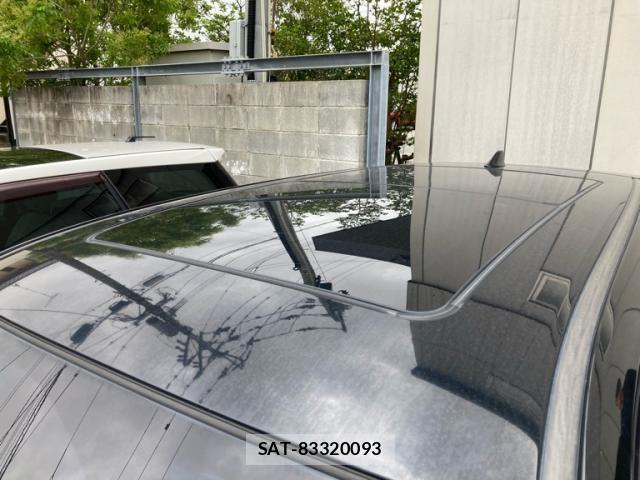 Toyota HARRIER 2017-12 8438180-11