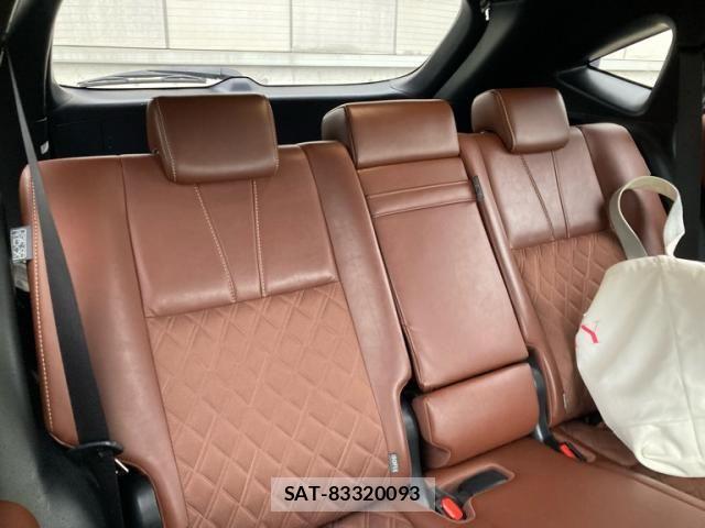 Toyota HARRIER 2017-12 8438180-15