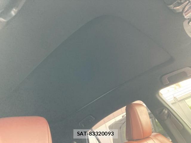 Toyota HARRIER 2017-12 8438180-17