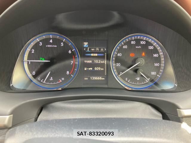 Toyota HARRIER 2017-12 8438180-18