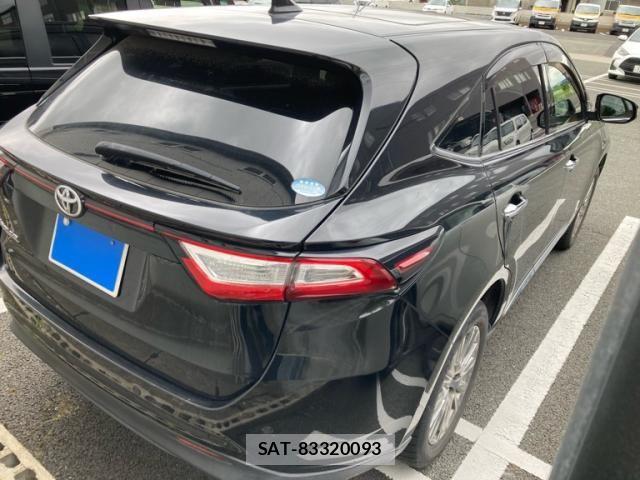 Toyota HARRIER 2017-12 8438180-4