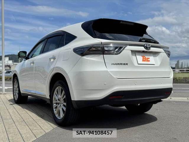 Toyota HARRIER 2016-03 8457111-12