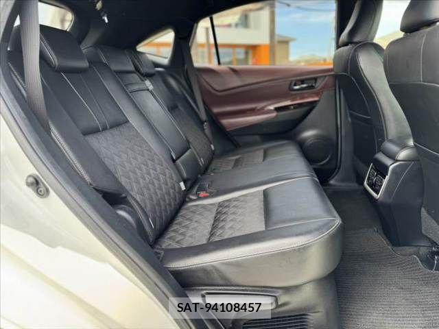 Toyota HARRIER 2016-03 8457111-18