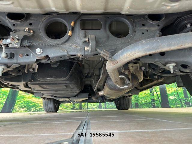 Toyota HARRIER 2015-08 8457587-18
