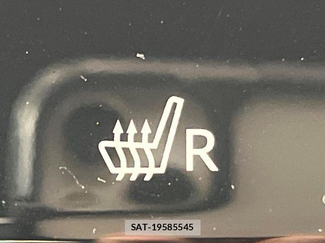 Toyota HARRIER 2015-08 8457587-6