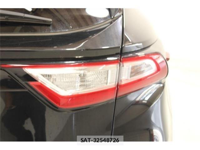 Toyota HARRIER 2017-11 8457581-18