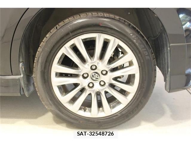 Toyota HARRIER 2017-11 8457581-24