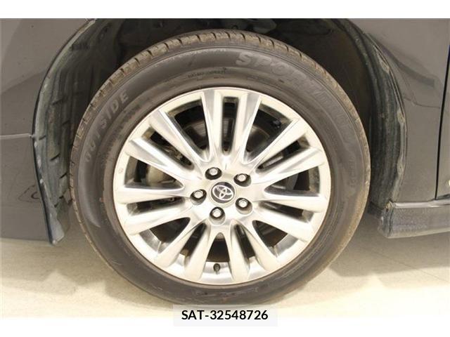 Toyota HARRIER 2017-11 8457581-25