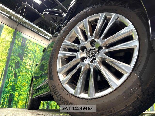 Toyota HARRIER 2014-08 8457582-12
