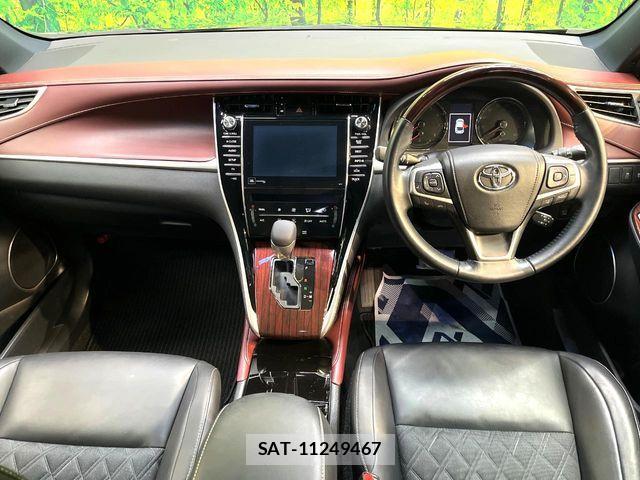 Toyota HARRIER 2014-08 8457582-1