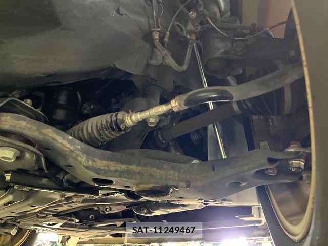 Toyota HARRIER 2014-08 8457582-19