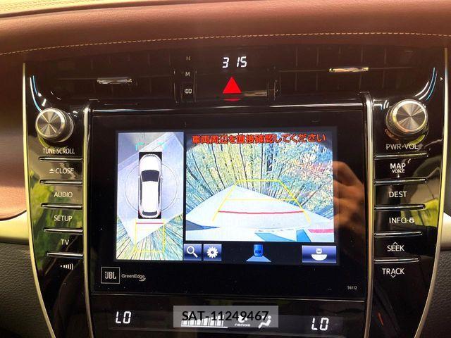 Toyota HARRIER 2014-08 8457582-4