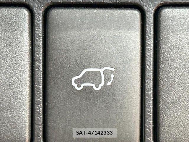 Toyota HARRIER 2017-10 8457580-6