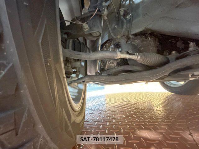 Toyota HARRIER 2018-07 8457576-19