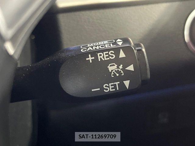 Toyota HARRIER 2017-03 8525066-6