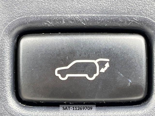 Toyota HARRIER 2017-03 8525066-7