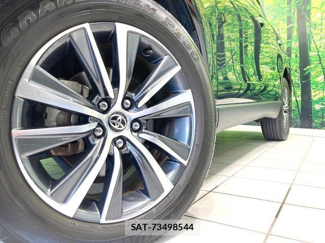 Toyota HARRIER 2024-03 8525040-12