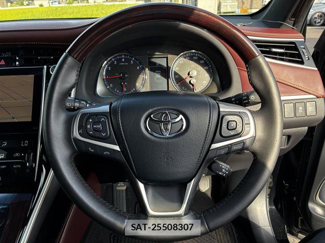 Toyota HARRIER 2016-10 8525068-16