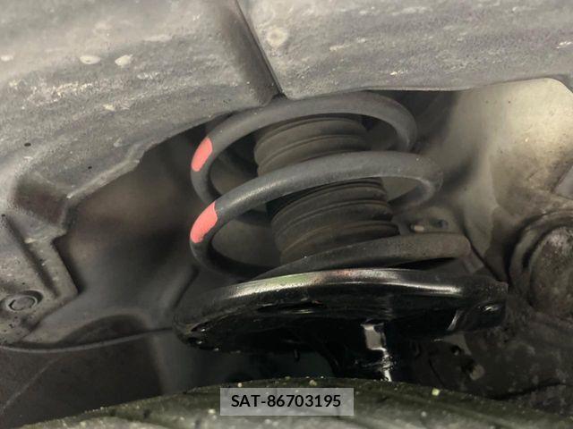 Toyota HARRIER 2017-02 8525062-19
