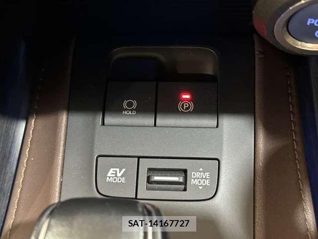 Toyota HARRIER 2021-08 8562046-26