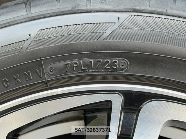 Toyota HARRIER 2015-10 8562062-10