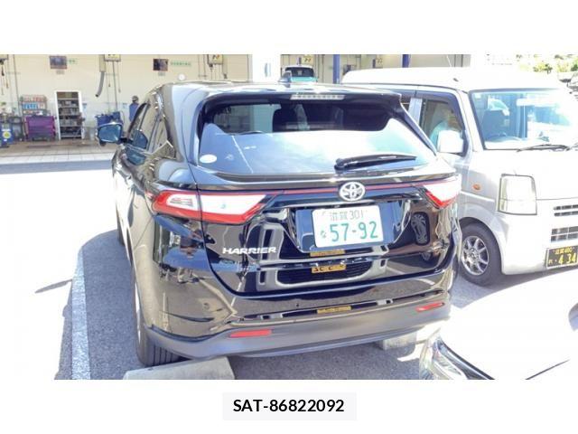 Toyota HARRIER 2018-11 8562060-0