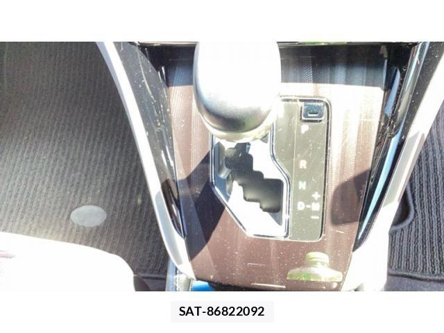 Toyota HARRIER 2018-11 8562060-15