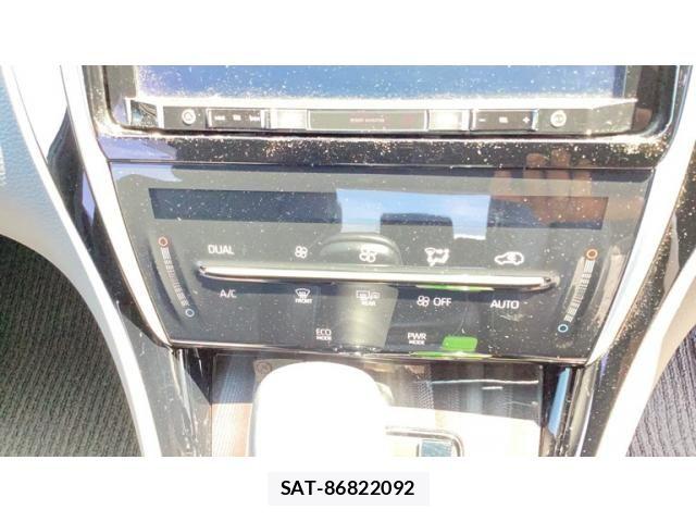 Toyota HARRIER 2018-11 8562060-16