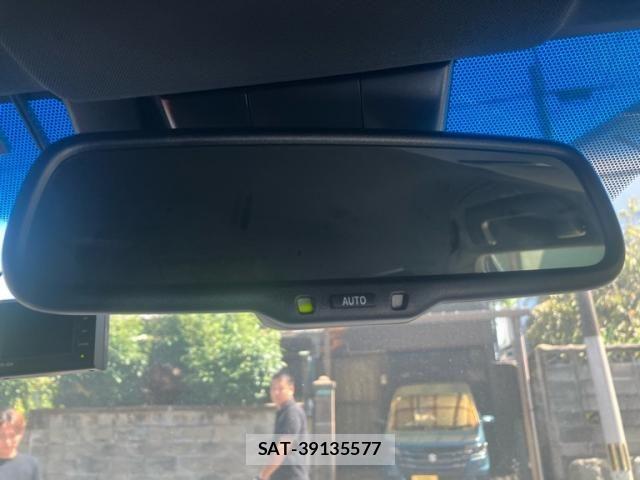 Toyota HARRIER 2019-12 8562054-28