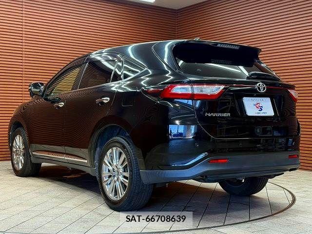 Toyota HARRIER 2018-05 8626952-16