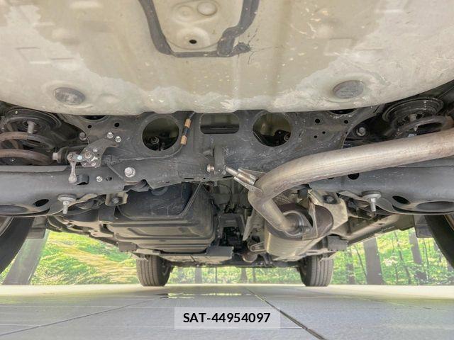 Toyota HARRIER 2014-02 8626962-18