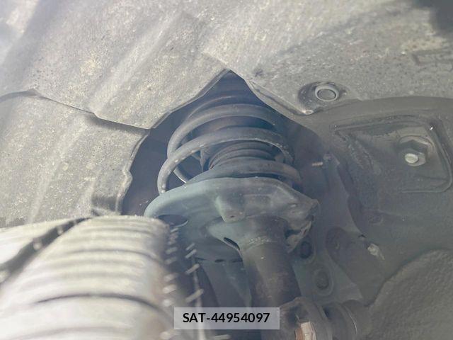 Toyota HARRIER 2014-02 8626962-19