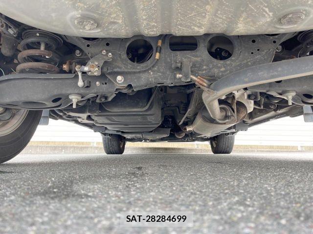 Toyota HARRIER 2017-09 8626957-19