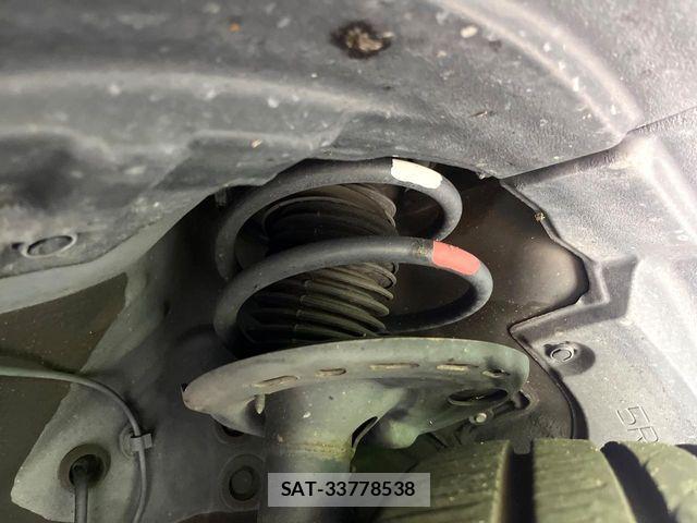Toyota HARRIER 2015-01 8626955-19