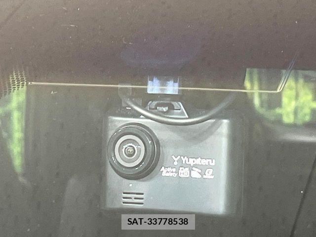 Toyota HARRIER 2015-01 8626955-6