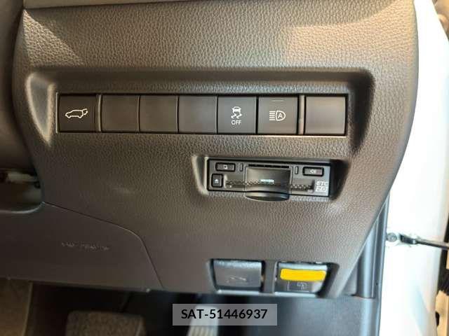 Toyota HARRIER 2025-04 8626929-14