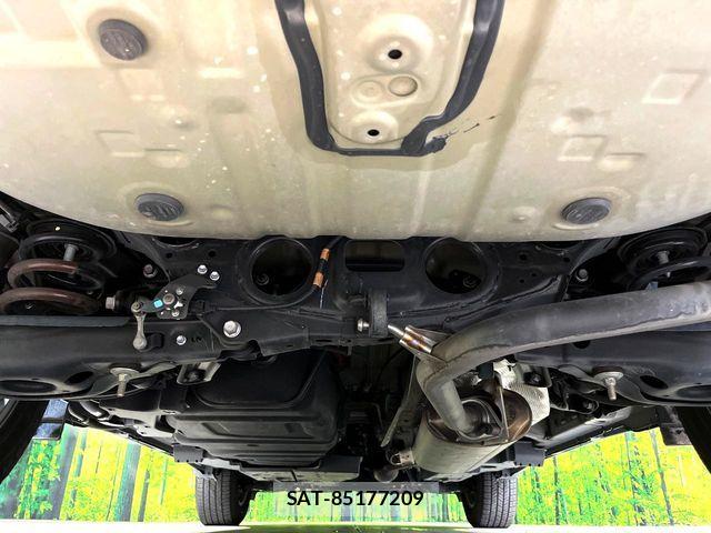 Toyota HARRIER 2015-08 8626959-18