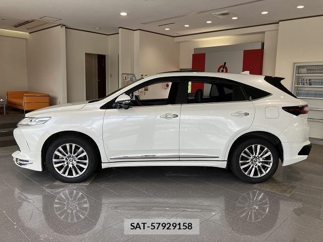 Toyota HARRIER 2018-07 8626943-14