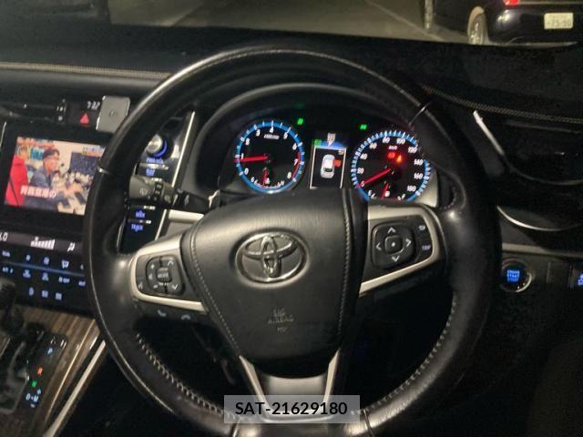 Toyota HARRIER 2015-09 8626966-12