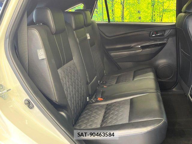 Toyota HARRIER 2018-03 8626953-9