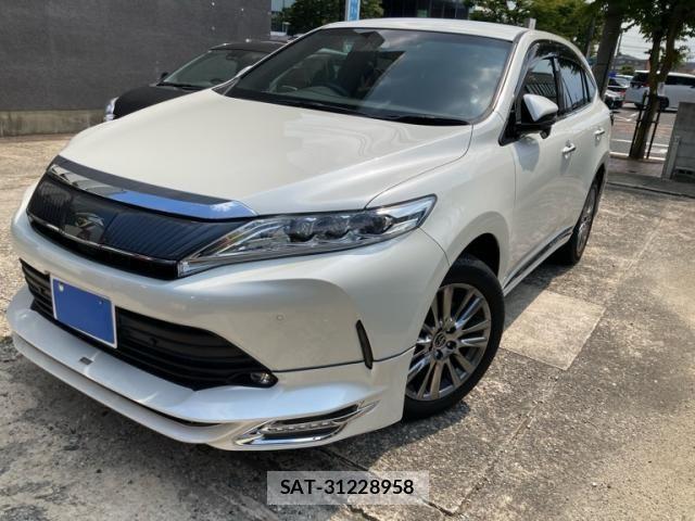 Toyota HARRIER 2019-05 8666208-0