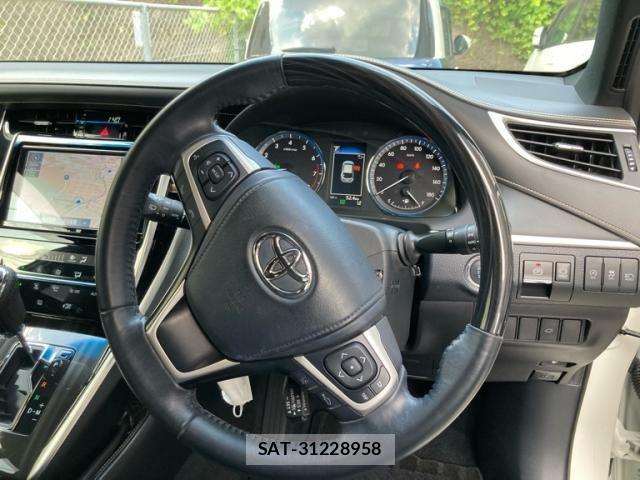 Toyota HARRIER 2019-05 8666208-12