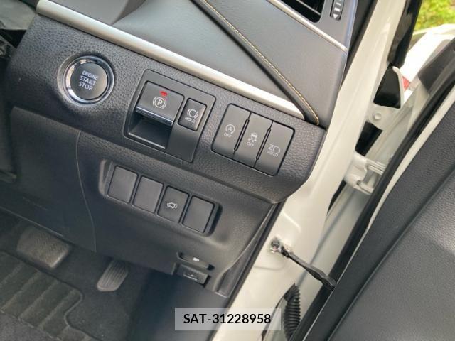 Toyota HARRIER 2019-05 8666208-13