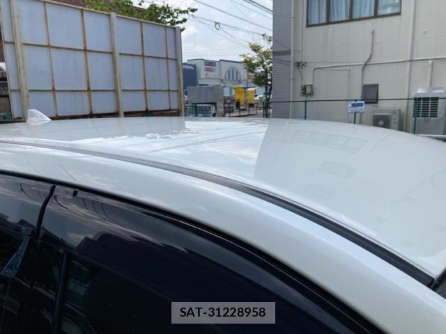 Toyota HARRIER 2019-05 8666208-7