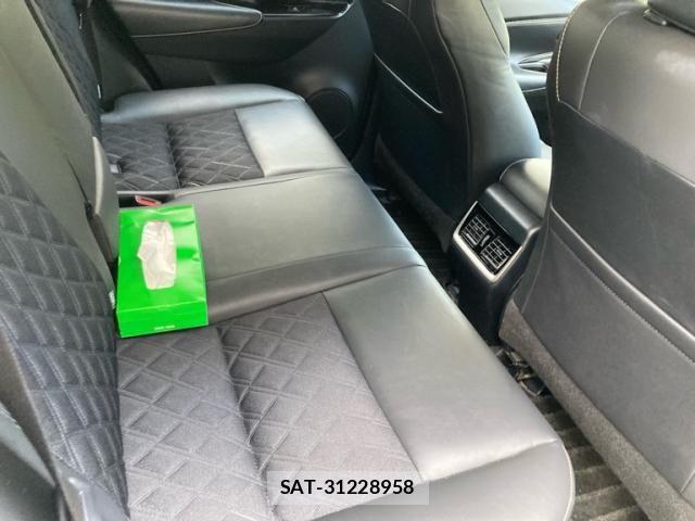Toyota HARRIER 2019-05 8666208-8