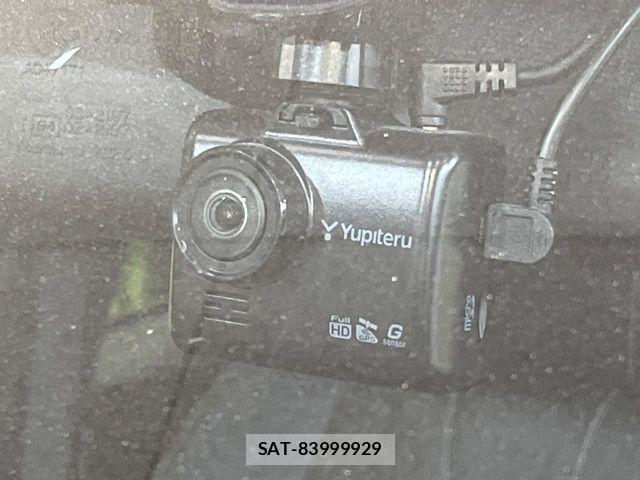 Toyota HARRIER 2016-04 8666211-5
